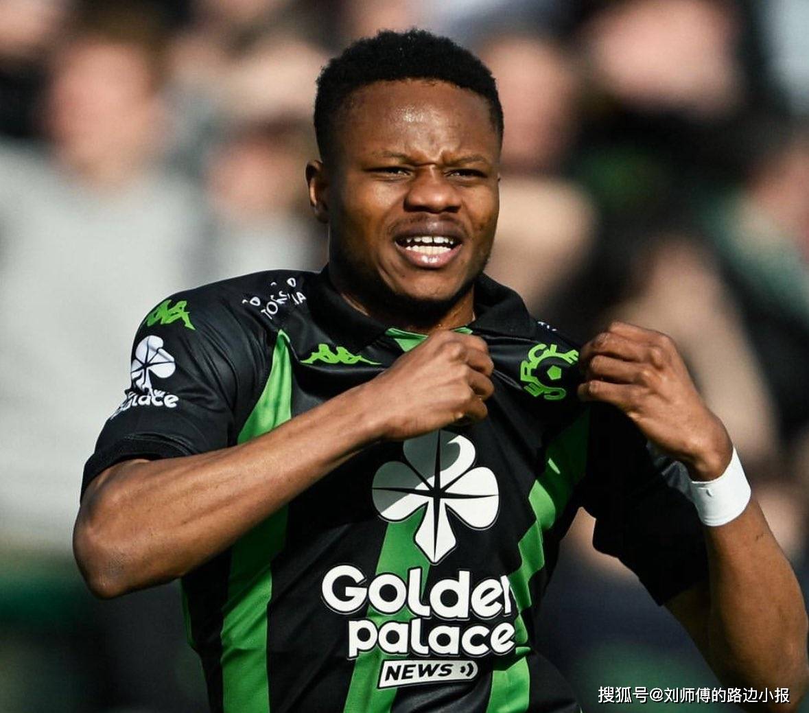 关于费耶诺德训练开放日，清晨手感冰凉引欢呼，全明星赛在即，球探报告显示潜力的信息