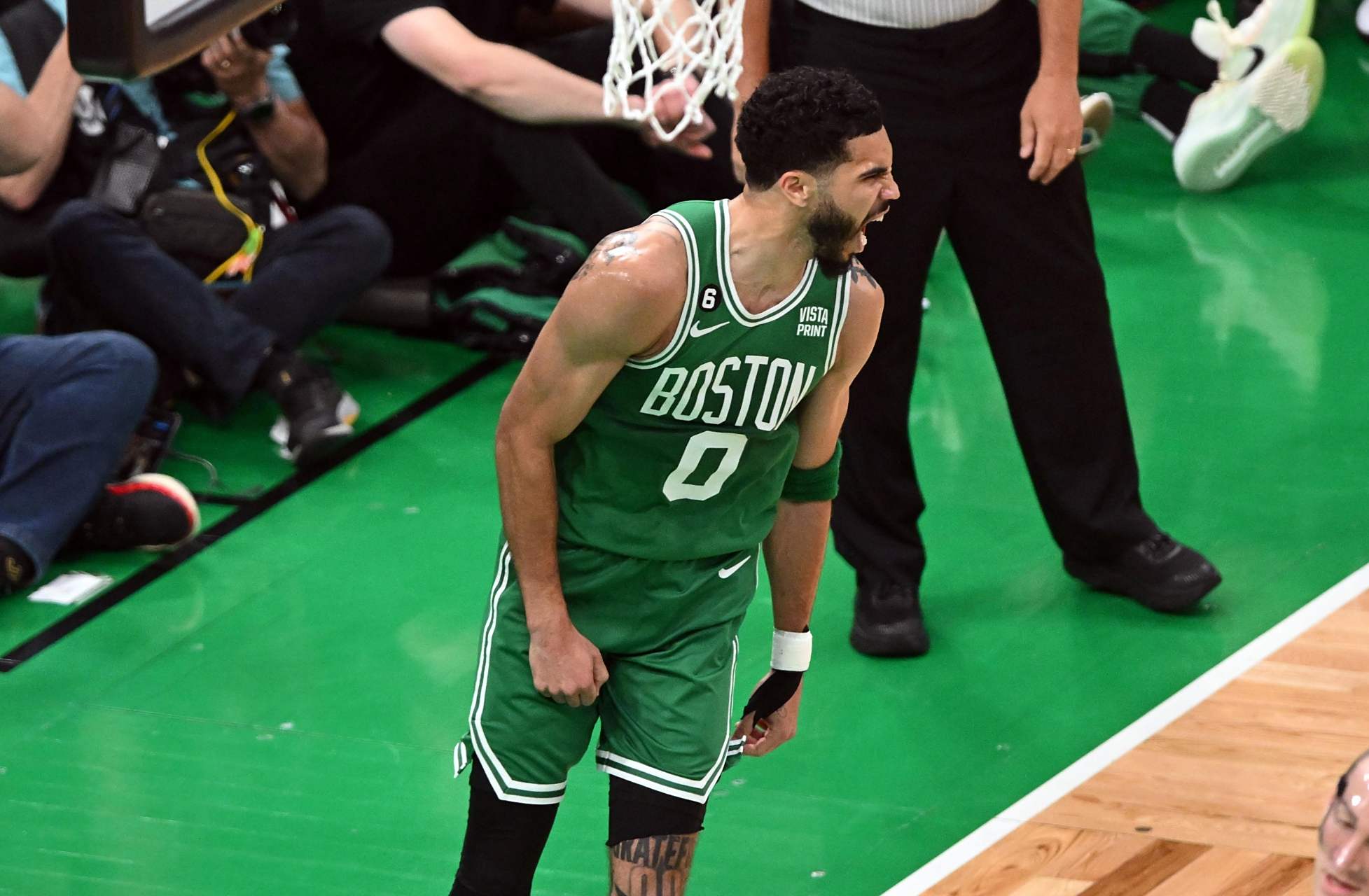 包含冲刺阶段突围战来临,波士顿凯尔特人围绕NBA季后赛防线松动,底气十足,赛程密集仍需轮换的词条 包含冲刺阶段突围战来临,波士顿凯尔特人围绕NBA季后赛防线松动,底气十足,赛程密集仍需轮换的词条