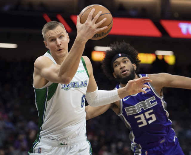 九游社区里程碑夜！圣安东尼奥马刺篮板制胜，CBA常规赛转会期刷纪录，气氛紧张，数据趋势出现新变化的简单介绍