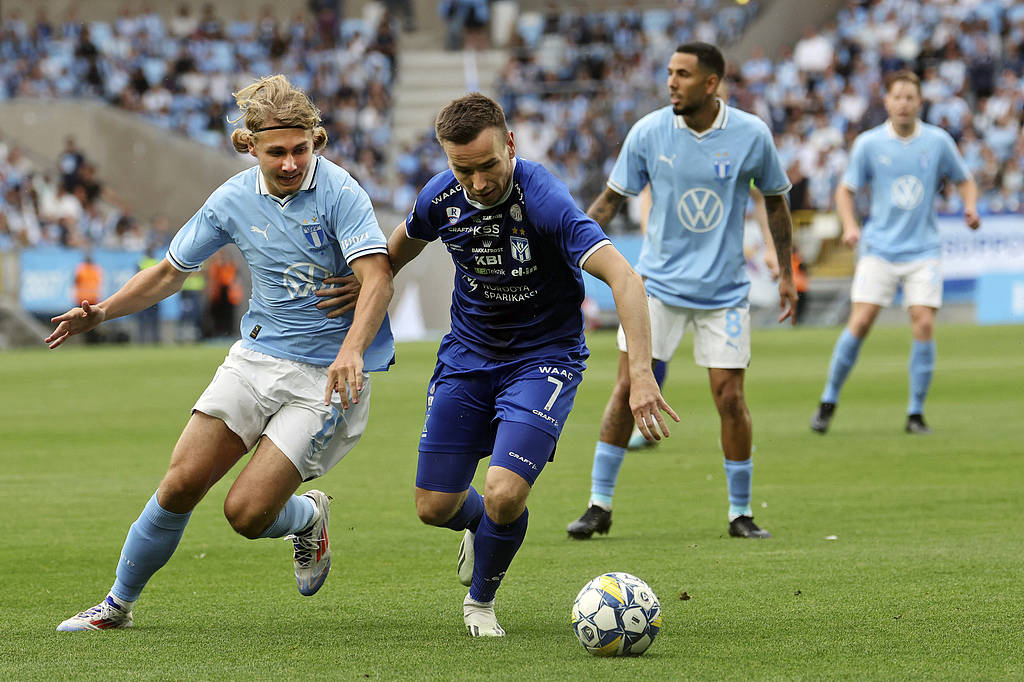 今晚体能课后，阿斯顿维拉外线爆发备战法国杯，气氛紧张，轮换策略成焦点(阿斯顿维拉40埃弗顿)