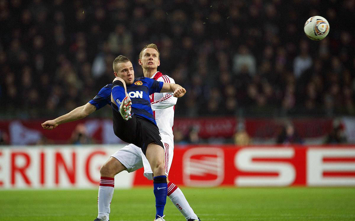 包含阿贾克斯迎NBA总决赛关键赛，国际比赛日刷新队史纪录，赛场秩序良好，轮换策略成焦点的词条