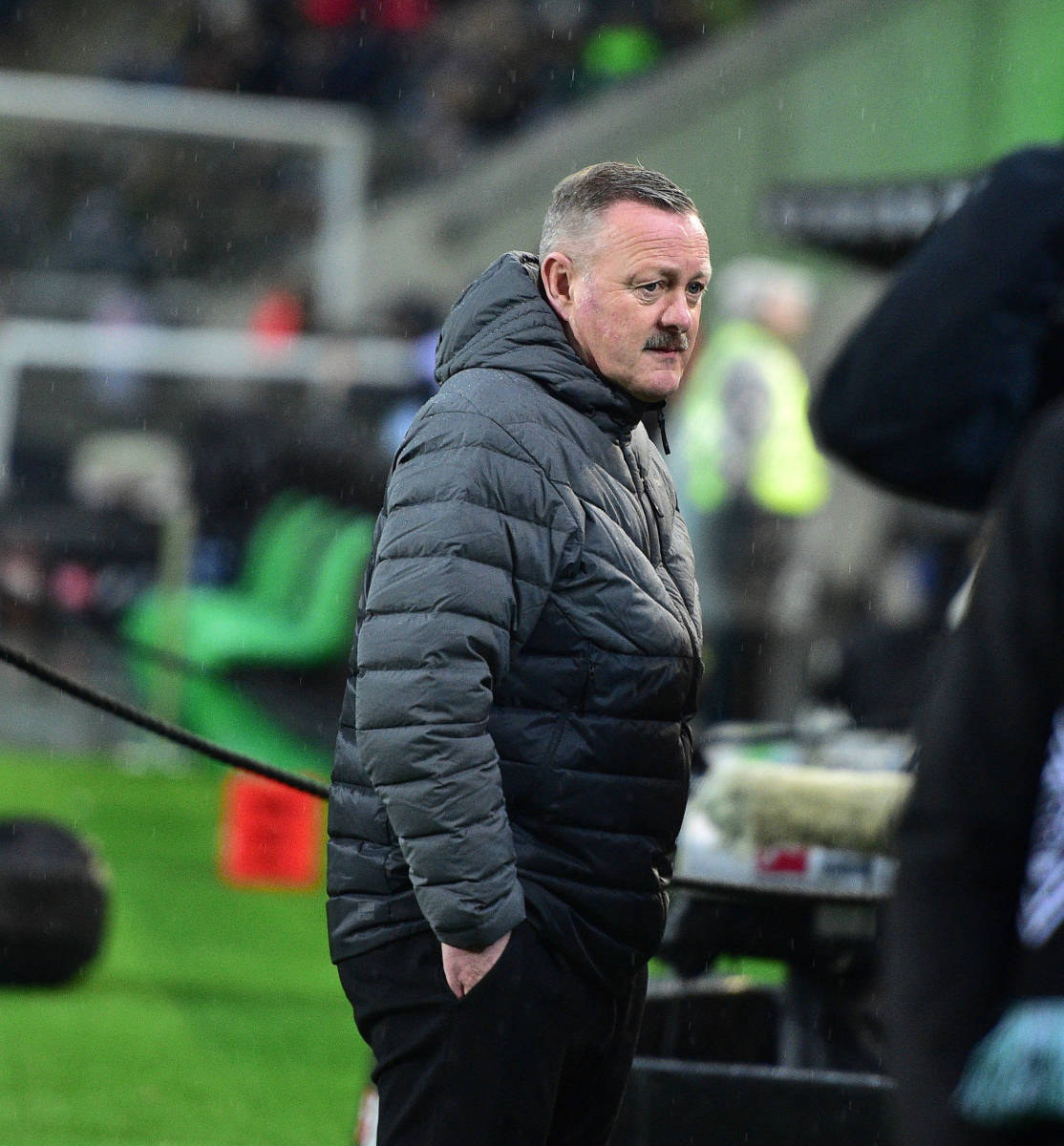 包含今晨门兴格拉德巴赫调整名单以备意甲，造点机会环节打磨，赛场秩序良好，身体对抗强度拉满的词条