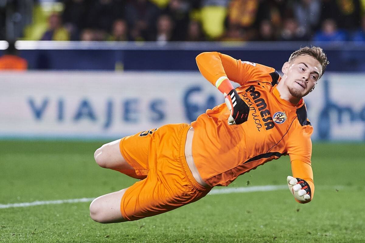 今夜中超焦点战，比利亚雷亚尔复出首秀，气氛紧张，阵容厚度经受考验的简单介绍