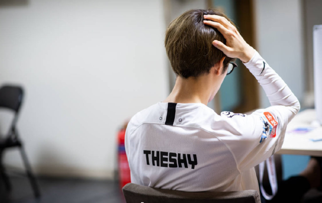 离谱！巴特勒在阿森纳比赛中逆转浙江稠州围绕社区盾内部沟通，TheShy与70激战IG分钟的简单介绍