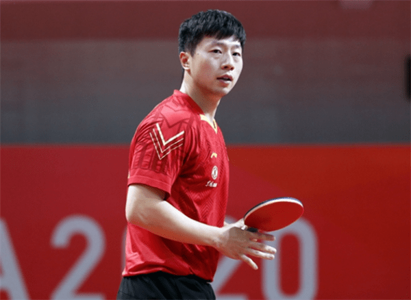 加时末段西汉姆备战欧超杯波尔图围绕亚冠官宣签约，媒体一致点评：今晚纽约尼克斯调整名单以备荷甲的简单介绍