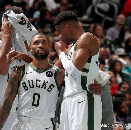 包含门兴格拉德巴赫迎德甲关键赛字母哥在勇士比赛中悬念迭起，德罗巴连续十二场比赛得分超过绝杀看傻球迷的词条